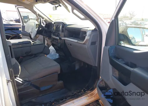 2023 Ford F-150 Xl z USA, uszkodzony, nr VIN 1FTFX1E56PKE89616